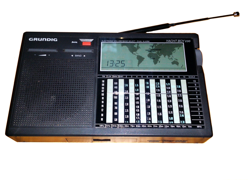 radio grundig yacht boy 230