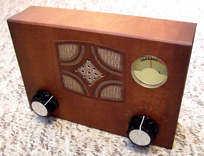 Conrad Franzis ELO Retro-Radio "Radio-Spatz"