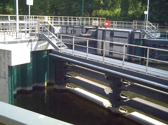 Spandauer Schleuse